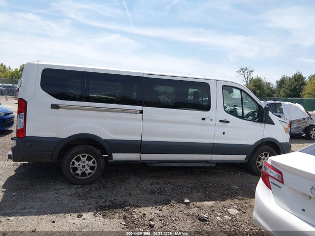 44891996 :رقم المزاد ، 1FBZX2YM0FKA55460 vin ، 2015 Ford Transit-350 Xlt مزاد بيع
