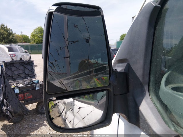 44891996 :رقم المزاد ، 1FBZX2YM0FKA55460 vin ، 2015 Ford Transit-350 Xlt مزاد بيع