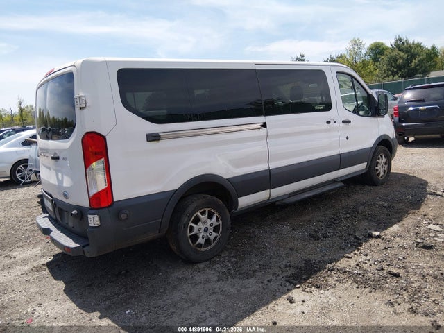 44891996 :رقم المزاد ، 1FBZX2YM0FKA55460 vin ، 2015 Ford Transit-350 Xlt مزاد بيع