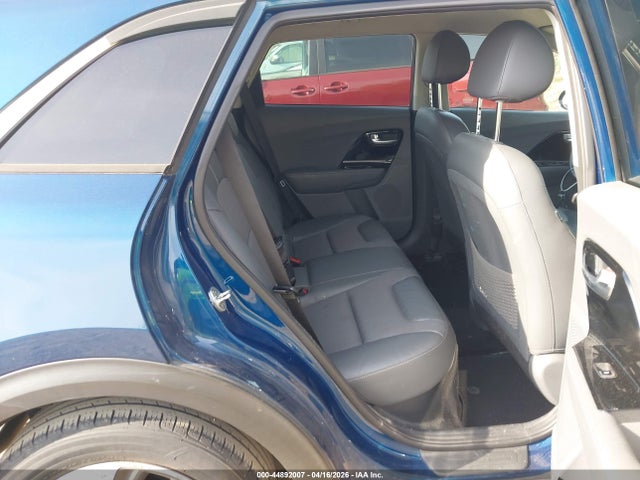 Продажа на аукционе авто 2017 Kia Niro Ex, vin: KNDCC3LC6H5042313, номер лота: 44892007