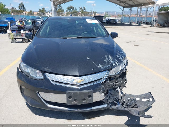 44892034 :رقم المزاد ، 1G1RC6S58JU151603 vin ، 2018 Chevrolet Volt Lt مزاد بيع