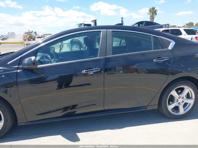 44892034 :رقم المزاد ، 1G1RC6S58JU151603 vin ، 2018 Chevrolet Volt Lt مزاد بيع