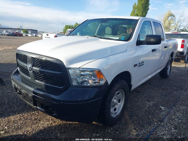 1C6RR7KT6JS289556 RAM 1500 Tradesman 4x4 5&#039;7 Box