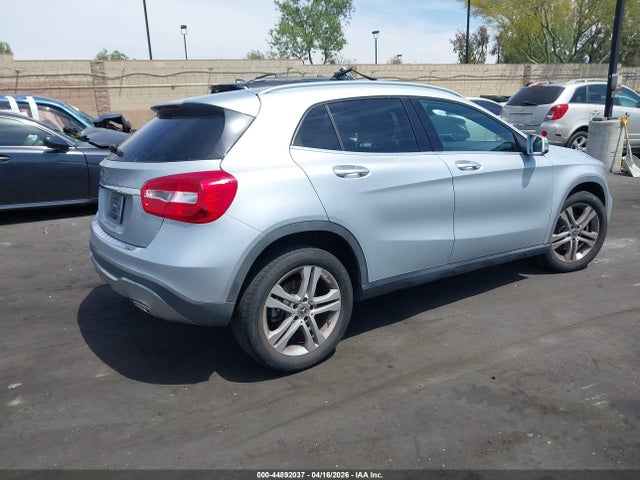 Mercedes-Benz GLA 250 2020 W1NTG4EB8LU029701 Image 4