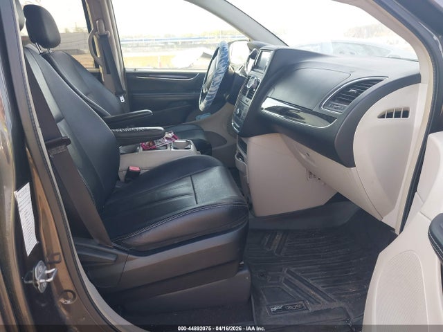 Продаж на аукціоні авто 2016 Chrysler Town & Country Touring, vin: 2C4RC1BGXGR229557, номер лоту: 44892075