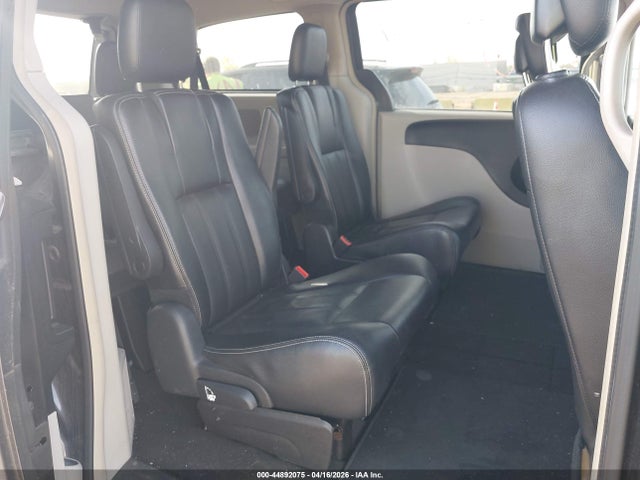Продаж на аукціоні авто 2016 Chrysler Town & Country Touring, vin: 2C4RC1BGXGR229557, номер лоту: 44892075