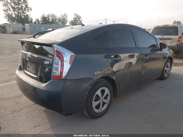 Toyota Prius Two 2015 JTDKN3DU4F0406767 Image 4