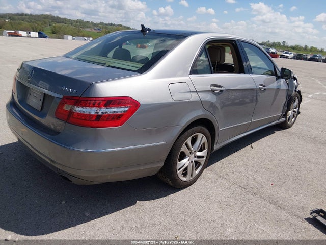 44892123 :رقم المزاد ، WDDHF8HBXBA494876 vin ، 2011 Mercedes-benz E 350 4matic مزاد بيع