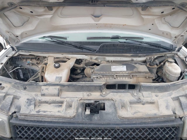 Chevrolet Express 2500 Work Van 2019 1GCWGAFP7K1282277 Image 10