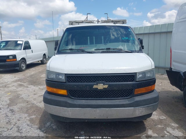 Chevrolet Express 2500 Work Van 2019 1GCWGAFP7K1282277 Image 12