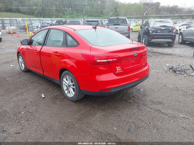 2015 FORD FOCUS 1FADP3F27FL325524 Photo 2