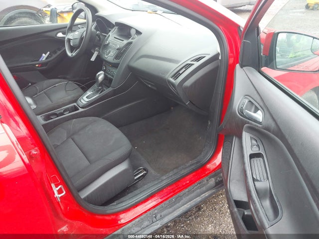 2015 FORD FOCUS 1FADP3F27FL325524 Photo 4