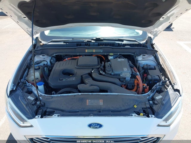 Продажа на аукционе авто 2018 Ford Fusion Energi Titanium, vin: 3FA6P0SU7JR273935, номер лота: 44892145