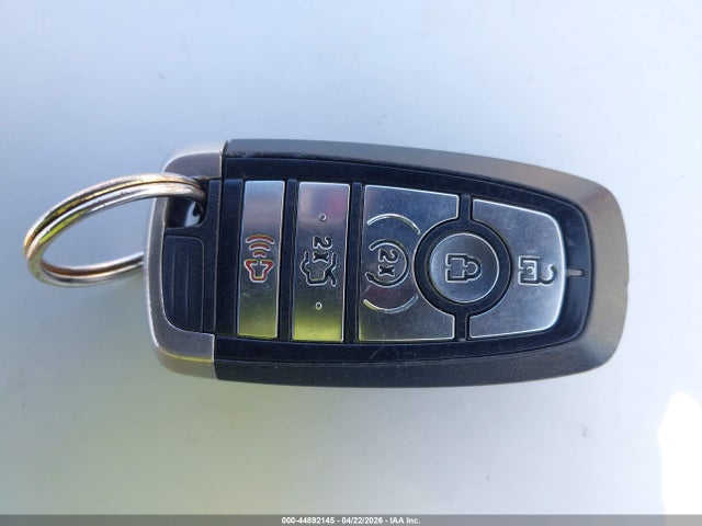 Продажа на аукционе авто 2018 Ford Fusion Energi Titanium, vin: 3FA6P0SU7JR273935, номер лота: 44892145