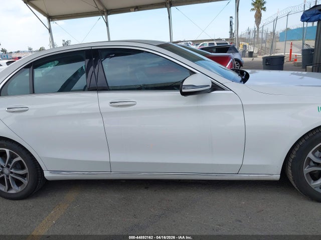 Aukcja sprzedaży 2016 Mercedes-benz C 300, vin: 55SWF4JBXGU158825, numer aukcji: 44892162