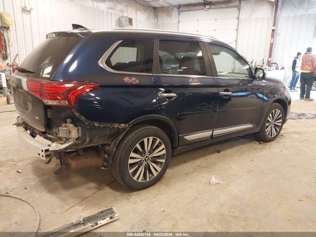 44892185 :رقم المزاد ، JA4AZ3A38LZ013240 vin ، 2020 Mitsubishi Outlander Sel 2.4 S-awc مزاد بيع