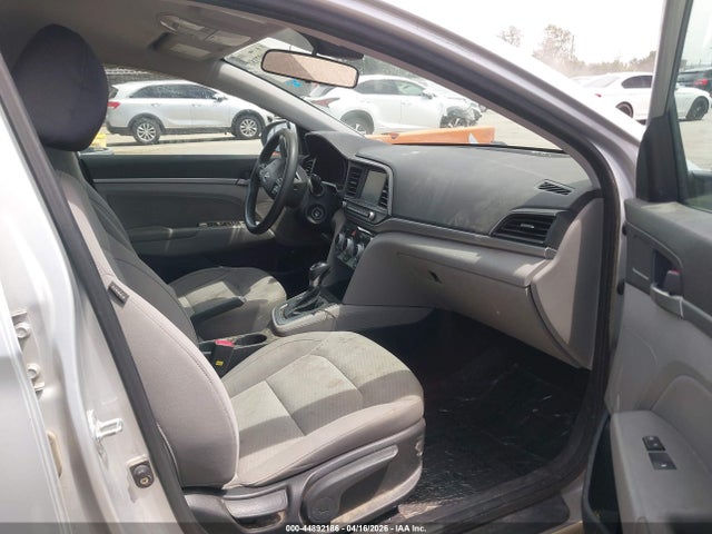 2019 Hyundai Elantra Sel მანქანა იყიდება აუქციონზე, vin: KMHD84LF4KU742099, აუქციონის ნომერი: 44892186