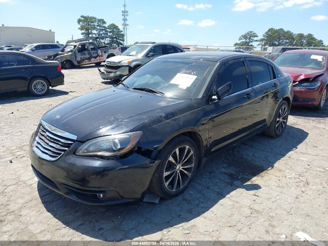 44892198 :رقم المزاد ، 1C3CCBBB6DN595836 vin ، 2013 Chrysler 200 Touring مزاد بيع