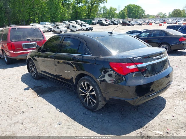 44892198 :رقم المزاد ، 1C3CCBBB6DN595836 vin ، 2013 Chrysler 200 Touring مزاد بيع