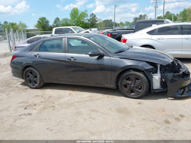 5NPLS4AG4MH010095 Hyundai ELANTRA SEL