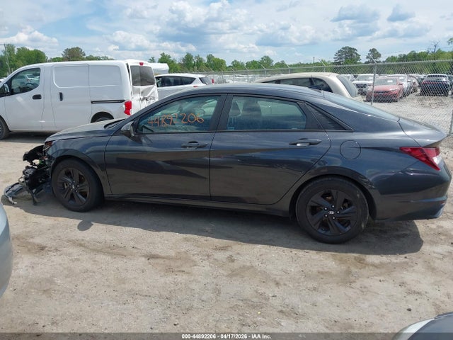5NPLS4AG4MH010095 Hyundai ELANTRA SEL