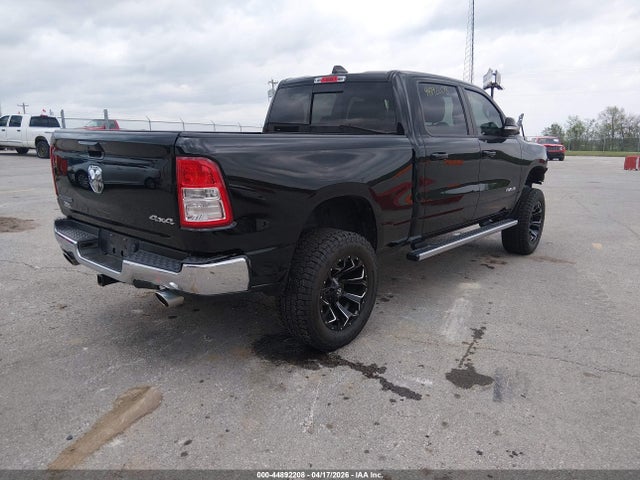 44892208 :رقم المزاد ، 1C6SRFMT3NN242434 vin ، 2022 Ram 1500 Big Horn  4x4 6'4 Box مزاد بيع