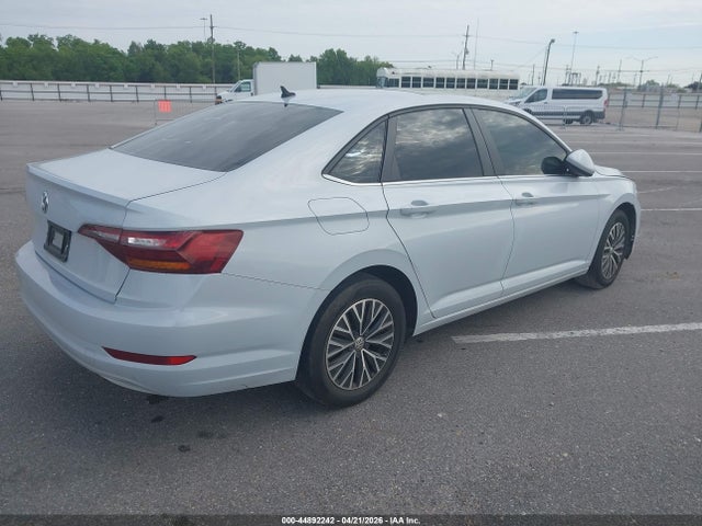 Продажа на аукционе авто 2019 Volkswagen Jetta 1.4t R-line/1.4t S/1.4t Se, vin: 3VWC57BU7KM009573, номер лота: 44892242