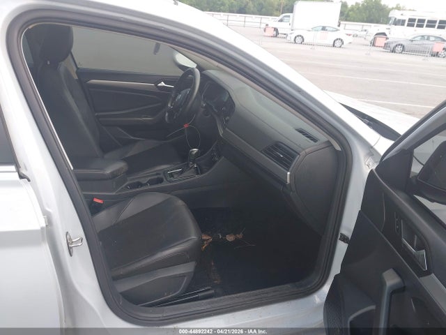 Продажа на аукционе авто 2019 Volkswagen Jetta 1.4t R-line/1.4t S/1.4t Se, vin: 3VWC57BU7KM009573, номер лота: 44892242