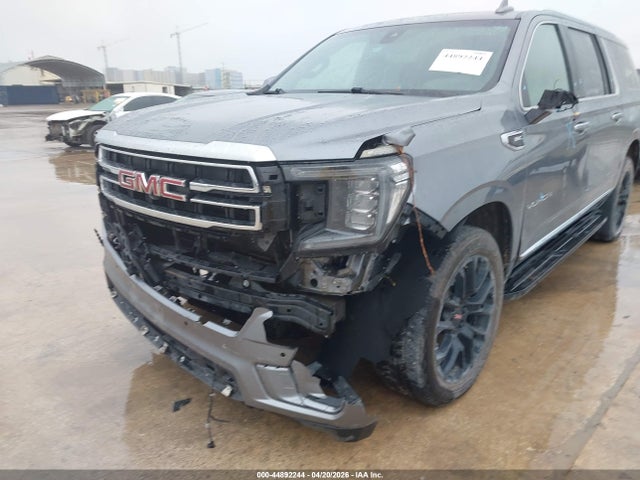 1GKS1GKD3NR224370 GMC Yukon Xl 2wd Slt
