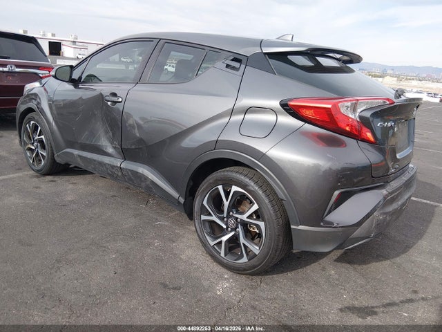 NMTKHMBX8JR016365 Toyota C-hr Xle Premium