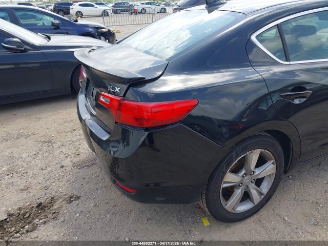 44892271 :رقم المزاد ، 19VDE1F54DE002853 vin ، 2013 Acura Ilx 2.0l مزاد بيع