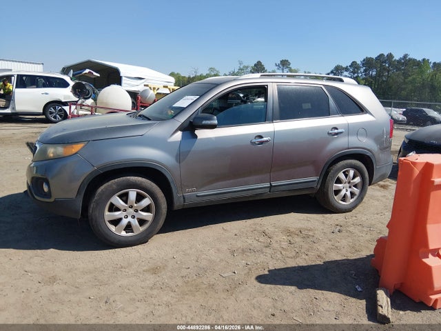 2011 Kia Sorento Lx მანქანა იყიდება აუქციონზე, vin: 5XYKTCA14BG156466, აუქციონის ნომერი: 44892286