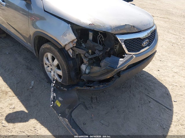 2011 Kia Sorento Lx მანქანა იყიდება აუქციონზე, vin: 5XYKTCA14BG156466, აუქციონის ნომერი: 44892286