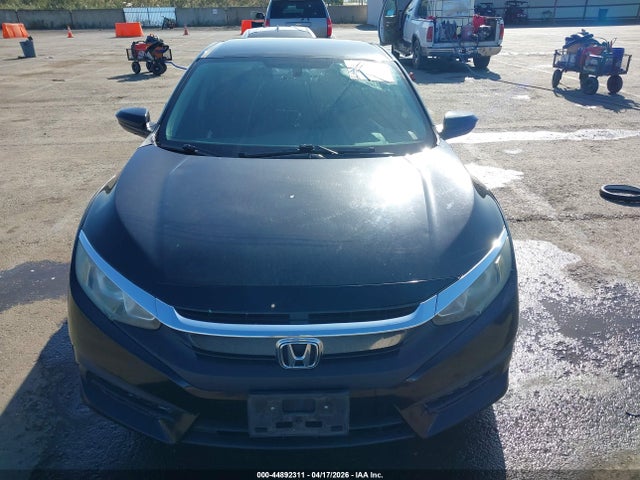 2HGFC2F51JH557384 Honda Civic Lx