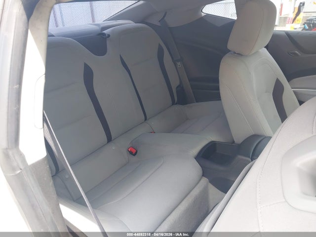 1G1FB1RS6J0130194 Chevrolet Camaro 1lt