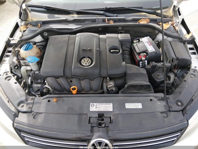 Продаж на аукціоні авто 2013 Volkswagen Jetta 2.5l Se, vin: 3VWDP7AJ2DM422509, номер лоту: 44892327