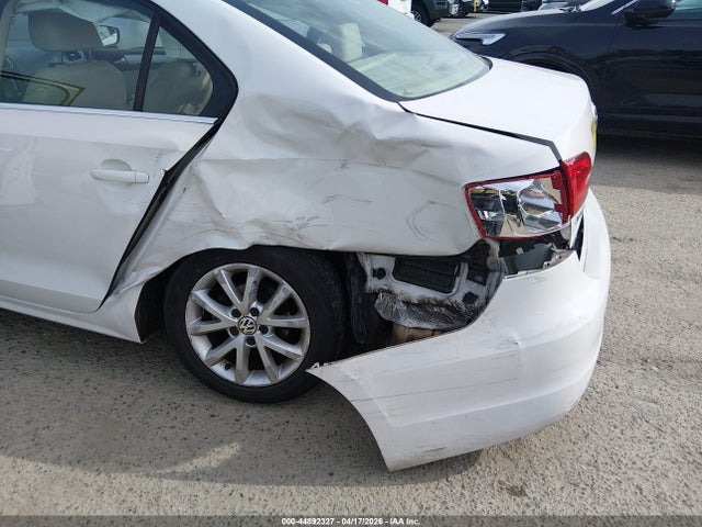 Продаж на аукціоні авто 2013 Volkswagen Jetta 2.5l Se, vin: 3VWDP7AJ2DM422509, номер лоту: 44892327