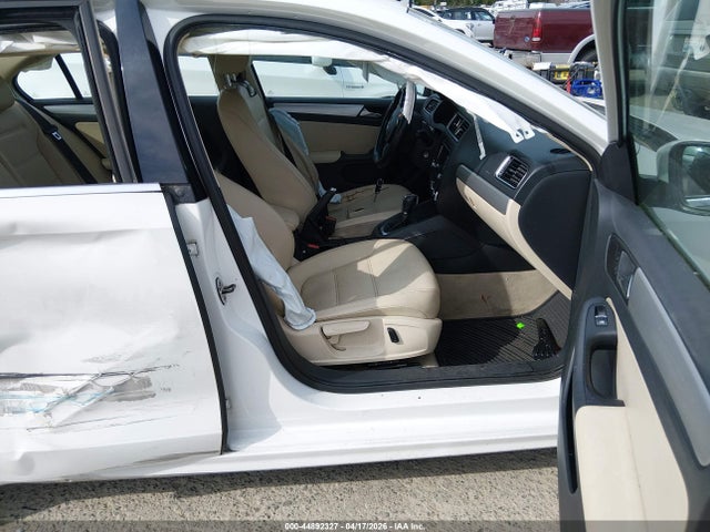 Продаж на аукціоні авто 2013 Volkswagen Jetta 2.5l Se, vin: 3VWDP7AJ2DM422509, номер лоту: 44892327