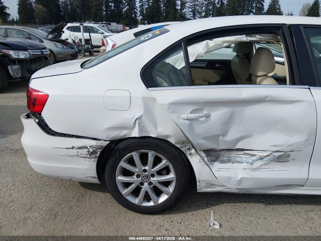 Продаж на аукціоні авто 2013 Volkswagen Jetta 2.5l Se, vin: 3VWDP7AJ2DM422509, номер лоту: 44892327
