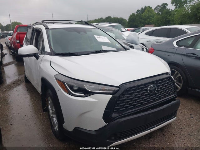 44892337 :رقم المزاد ، 7MUCAAAG3PV046608 vin ، 2023 Toyota Corolla Cross Le مزاد بيع