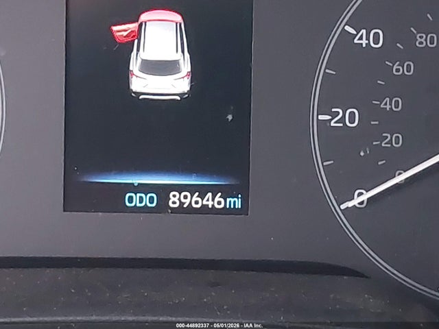 44892337 :رقم المزاد ، 7MUCAAAG3PV046608 vin ، 2023 Toyota Corolla Cross Le مزاد بيع