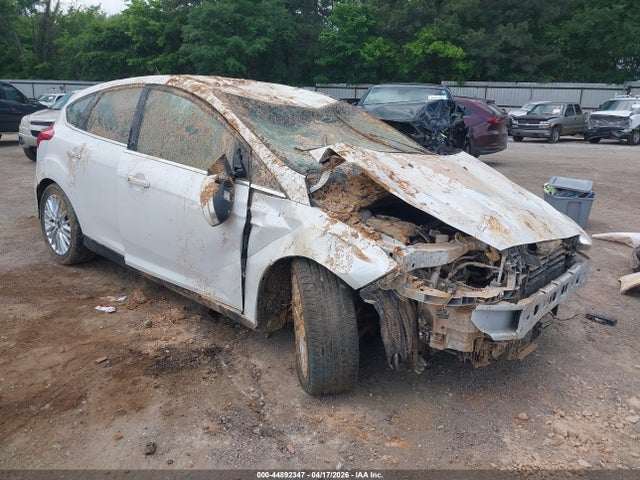 Aukcja sprzedaży 2016 Ford Focus Titanium, vin: 1FADP3N26GL332693, numer aukcji: 44892347