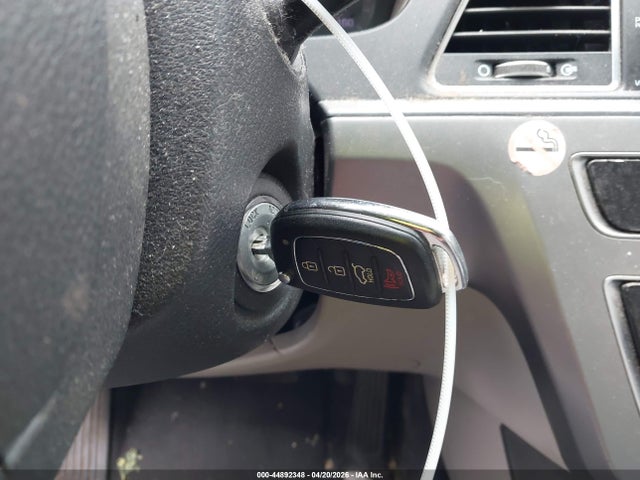 Продажа на аукционе авто 2015 Hyundai Sonata Se, vin: 5NPE24AF9FH185154, номер лота: 44892348
