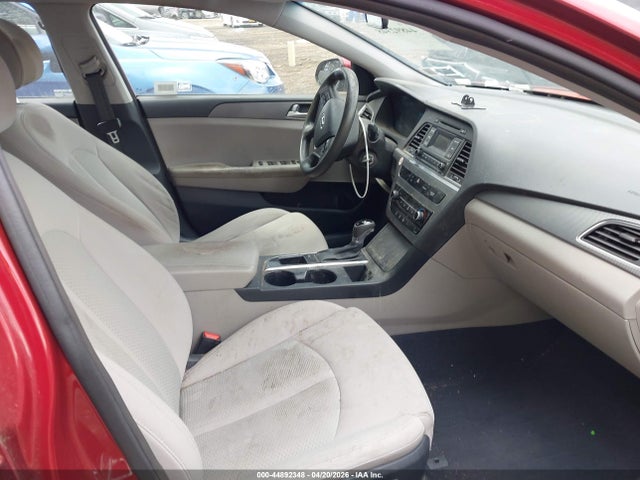 Продажа на аукционе авто 2015 Hyundai Sonata Se, vin: 5NPE24AF9FH185154, номер лота: 44892348