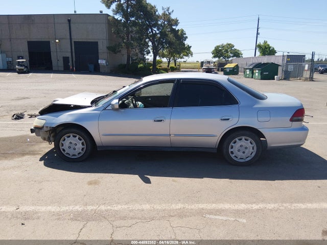 Продажа на аукционе авто 2001 Honda Accord 2.3 Lx, vin: 1HGCG66581A111231, номер лота: 44892352