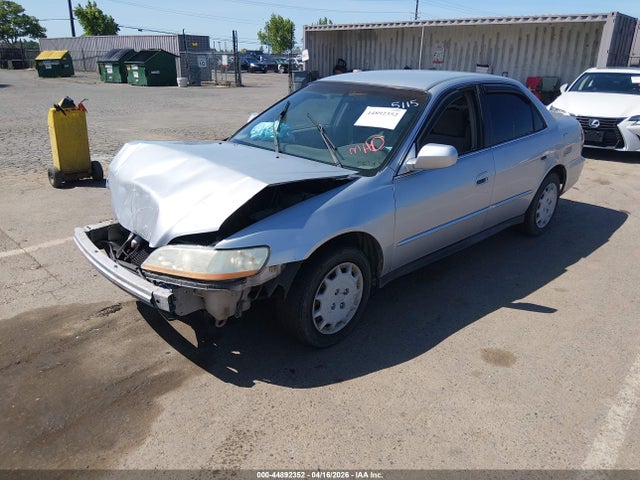 Продажа на аукционе авто 2001 Honda Accord 2.3 Lx, vin: 1HGCG66581A111231, номер лота: 44892352