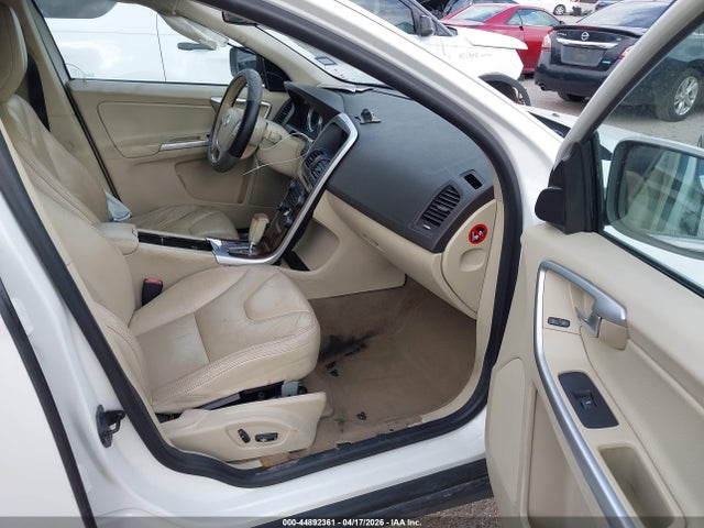 Aukcja sprzedaży 2012 Volvo Xc60 3.2 Premier, vin: YV4952DL2C2265968, numer aukcji: 44892361