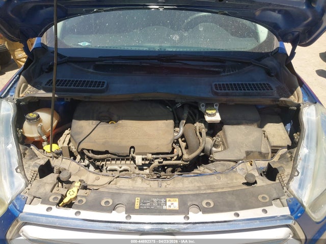 1FMCU0GD2JUA74049 Ford ESCAPE SE