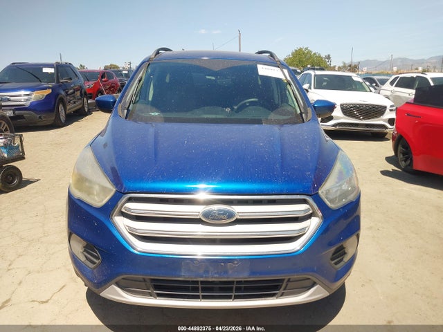 1FMCU0GD2JUA74049 Ford ESCAPE SE