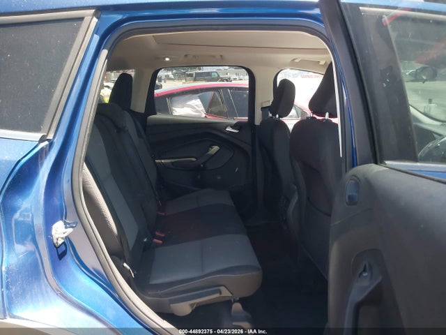 1FMCU0GD2JUA74049 Ford ESCAPE SE